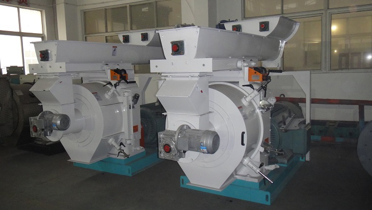 hth华体会全站入口:台州天工医化设备请求集成式除铁屑摇晃颗粒机及除铁屑工艺专利有用提高物料的产品质量